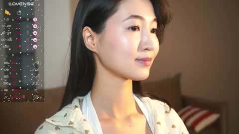 Snapshot of seulbi chatting on December 2025 02:59:01 PM Sana online show from December 2025 02:59:01 PM