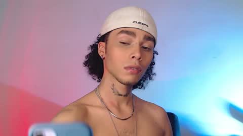 Alexis online show from January 2025 04:58:02 AM