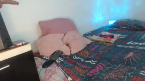 Karol y antony online show from October 2025 12:05:02 PM