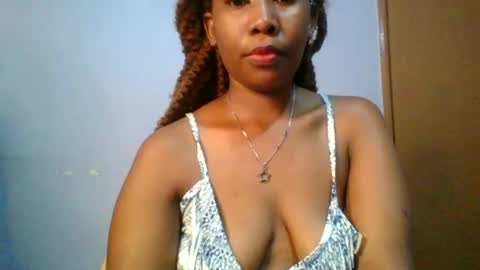 Snapshot of sexie_curvie chatting on February 2025 11:45:01 PM Maggie online show from February 2025 11:45:01 PM