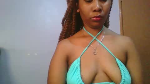 Snapshot of sexie_curvie chatting on February 2025 11:58:01 AM Maggie online show from February 2025 11:58:01 AM