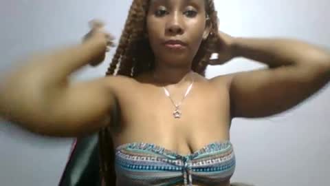 Snapshot of sexie_curvie chatting on February 2025 04:13:02 PM Maggie online show from February 2025 04:13:02 PM