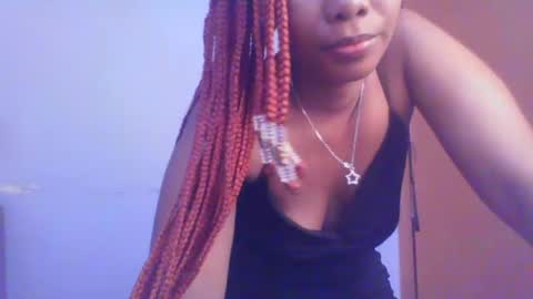 Snapshot of sexie_curvie chatting on February 2025 10:51:02 AM Maggie online show from February 2025 10:51:02 AM