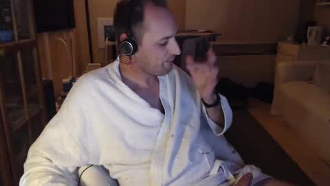 Snapshot of sexlobo1 chatting on December 2024 01:26:02 AM Sexlobo online show from December 2024 01:26:02 AM