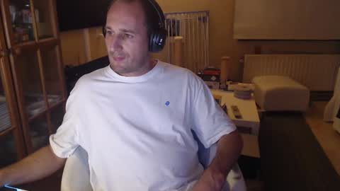 Snapshot of sexlobo1 chatting on October 2025 05:24:02 PM Sexlobo online show from October 2025 05:24:02 PM