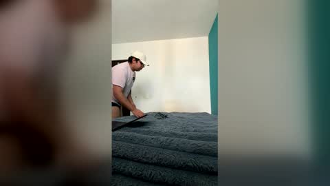 sexloveannel online show from March 2026 10:43:02 PM