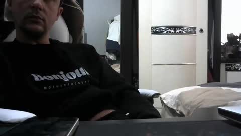 Snapshot of sexmachine34 chatting on February 2025 12:54:01 PM EGE online show from February 2025 12:54:01 PM