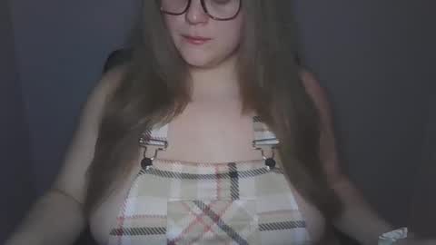 Snapshot of sexoutsouth1993 chatting on October 2025 05:46:01 AM sexoutsouth1993 online show from October 2025 05:46:01 AM