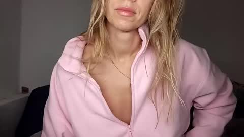 Verona online show from April 2026 03:37:02 AM