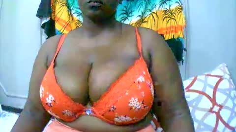 Snapshot of sexxi_ebony chatting on December 2025 07:52:01 PM sexxi_ebony online show from December 2025 07:52:01 PM