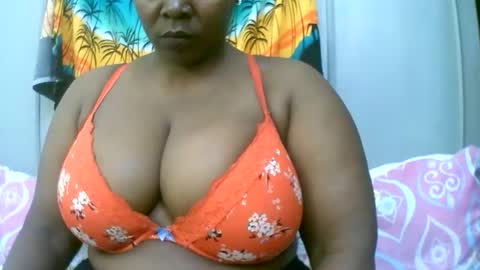 Snapshot of sexxi_ebony chatting on February 2026 08:42:01 AM sexxi_ebony online show from February 2026 08:42:01 AM