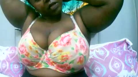 Snapshot of sexxi_ebony chatting on February 2026 06:44:01 PM sexxi_ebony online show from February 2026 06:44:01 PM