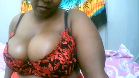 Snapshot of sexxi_ebony chatting on February 2026 01:25:01 PM sexxi_ebony online show from February 2026 01:25:01 PM