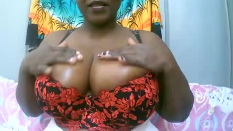 Snapshot of sexxi_ebony chatting on February 2026 11:39:01 AM sexxi_ebony online show from February 2026 11:39:01 AM