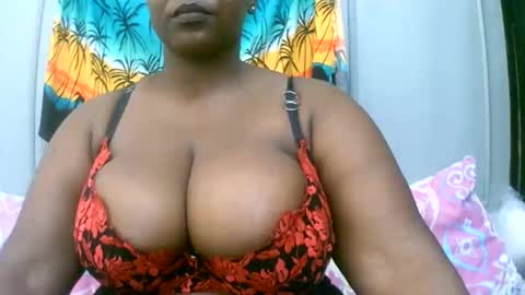 Snapshot of sexxi_ebony chatting on February 2026 06:26:01 AM sexxi_ebony online show from February 2026 06:26:01 AM