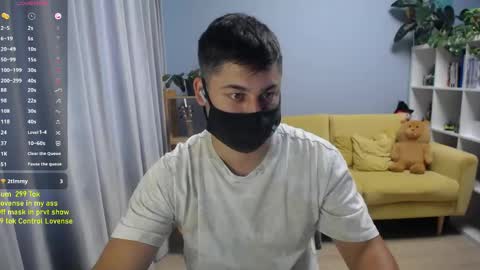 Snapshot of sexxxdickbig chatting on June 2026 08:07:02 AM Tommy online show from June 2026 08:07:02 AM
