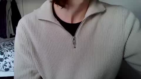 Adam  online show from November 2025 10:38:02 AM