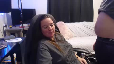 Snapshot of sexxxycougarmama chatting on December 2025 11:11:01 PM Sexy Mama online show from December 2025 11:11:01 PM