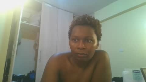 Snapshot of sexxy_amira chatting on October 2025 07:12:01 AM sexxy_amira online show from October 2025 07:12:01 AM
