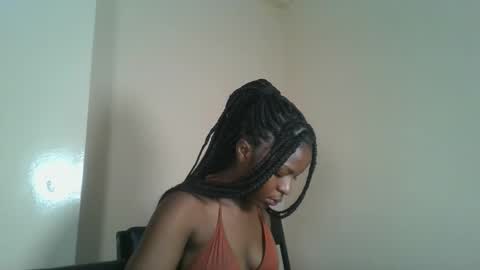 Snapshot of sexxy_amira chatting on November 2025 06:23:02 AM sexxy_amira online show from November 2025 06:23:02 AM