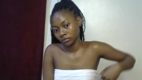 Snapshot of sexxy_divaa chatting on April 2026 04:02:02 AM vicky online show from April 2026 04:02:02 AM