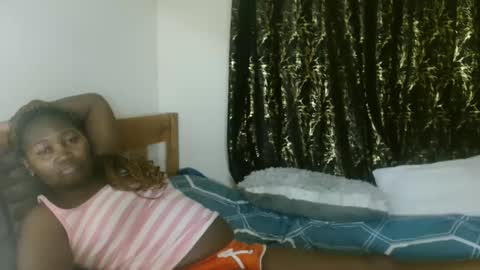 Snapshot of sexxypritty chatting on November 2025 07:19:02 PM sexxypritty online show from November 2025 07:19:02 PM