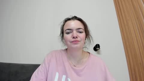 Hello dear. I will be glad to meet you.  see you soon. online show from February 2026 09:54:02 PM