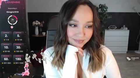 Alexia online show from September 2025 02:17:01 PM