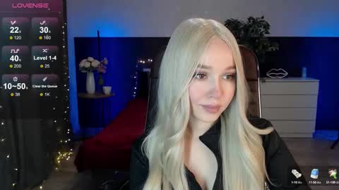 Alexia online show from September 2025 03:06:02 PM