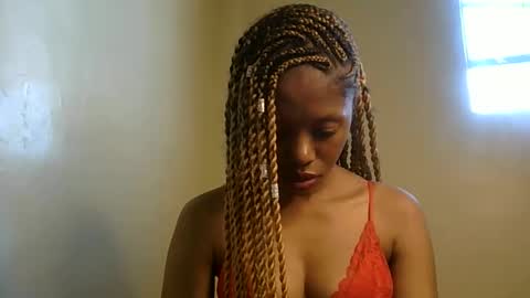 Snapshot of sexy_banny4 chatting on April 2026 12:27:02 PM sexy_banny4 online show from April 2026 12:27:02 PM