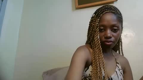 Snapshot of sexy_banny4 chatting on April 2026 12:10:01 PM sexy_banny4 online show from April 2026 12:10:01 PM