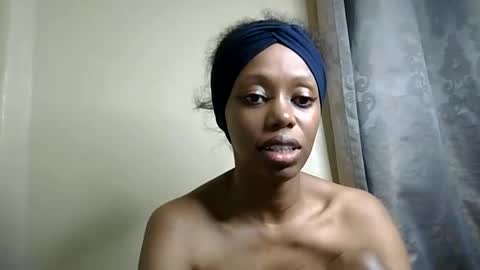 Snapshot of sexy_banny4 chatting on May 2026 10:15:02 PM sexy_banny4 online show from May 2026 10:15:02 PM
