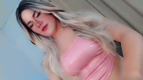 Snapshot of sexy_blaire chatting on September 2025 11:28:01 PM Haley Blaire online show from September 2025 11:28:01 PM