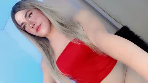 Snapshot of sexy_blaire chatting on September 2025 11:06:02 PM Haley Blaire online show from September 2025 11:06:02 PM