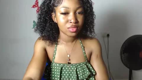 sexy_bluey247 online show from November 2025 08:03:02 AM