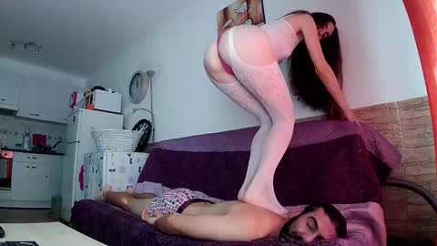 Bunny online show from November 2025 11:53:02 AM