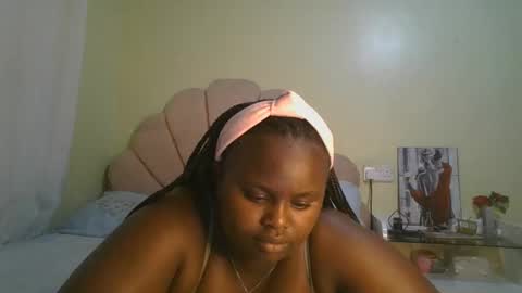 Connie online show from April 2026 07:20:02 PM