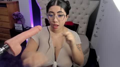  C R I S T A L  online show from October 2025 09:48:02 PM