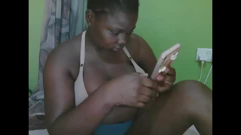 Snapshot of sexy_divana chatting on February 2025 04:36:01 PM sexy_divana online show from February 2025 04:36:01 PM