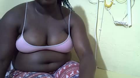 ebony online show from November 2025 02:27:01 PM