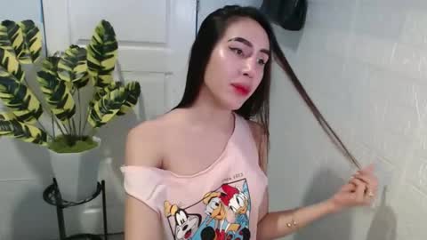 Snapshot of sexy_emily92 chatting on September 2025 01:35:01 PM sexy_emily92 online show from September 2025 01:35:01 PM