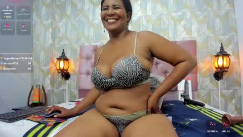 Snapshot of sexy_hot_mature chatting on March 2025 06:50:02 AM lina online show from March 2025 06:50:02 AM