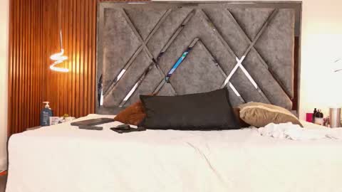 Dafne online show from October 2025 02:05:01 PM