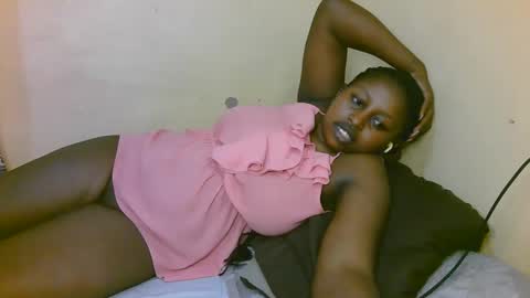 sexy_latasha online show from October 2025 07:47:01 PM