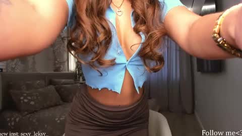 sexy_leksy online show from May 2026 04:45:02 PM