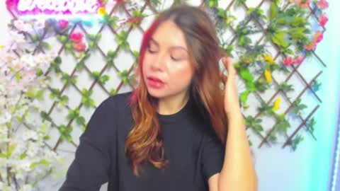 Lily online show from November 2025 11:54:01 PM