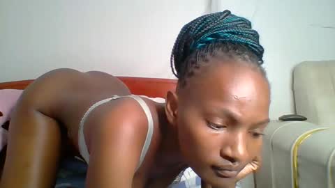 Snapshot of sexy_lucy012 chatting on February 2025 04:22:02 PM sexy_lucy012 online show from February 2025 04:22:02 PM