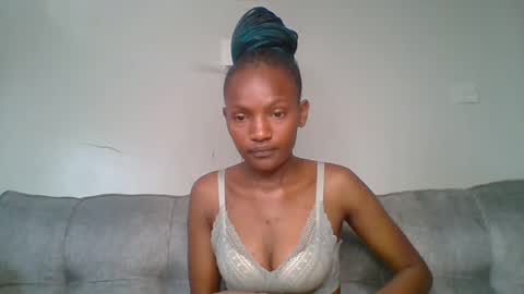 Snapshot of sexy_lucy012 chatting on February 2025 05:24:02 AM sexy_lucy012 online show from February 2025 05:24:02 AM