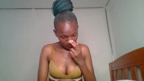 Snapshot of sexy_lucy012 chatting on February 2025 03:37:02 PM sexy_lucy012 online show from February 2025 03:37:02 PM