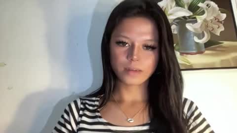 Snapshot of sexy_maevemorexxx chatting on June 2026 02:23:01 AM Nicole online show from June 2026 02:23:01 AM